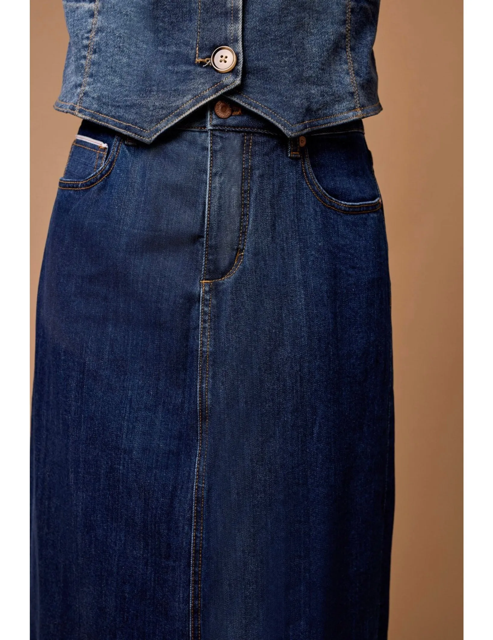 LONG MAXI SKIRT