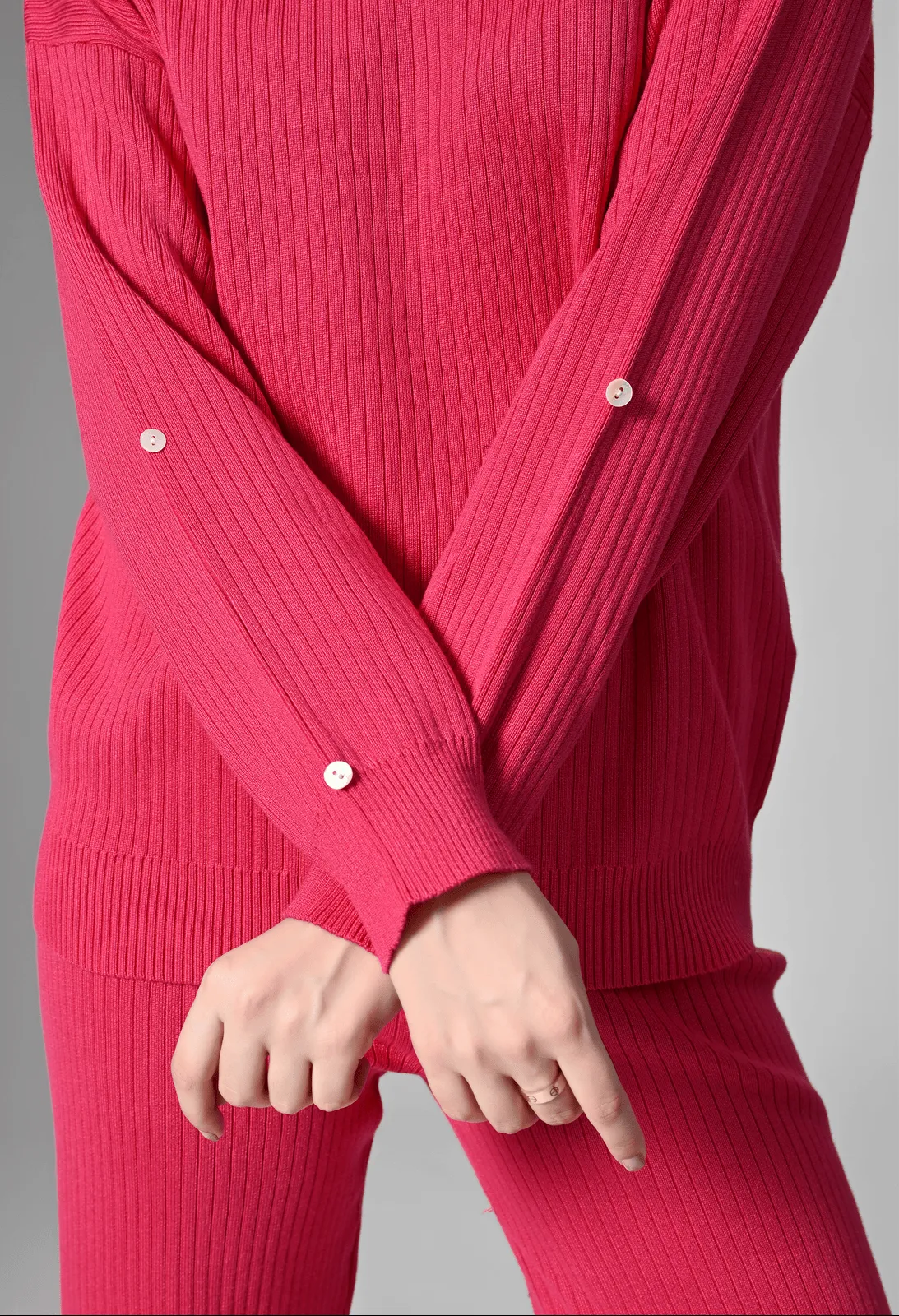 Pankh Luxe Zaar Wool Set With Detachable Fur Sleeve