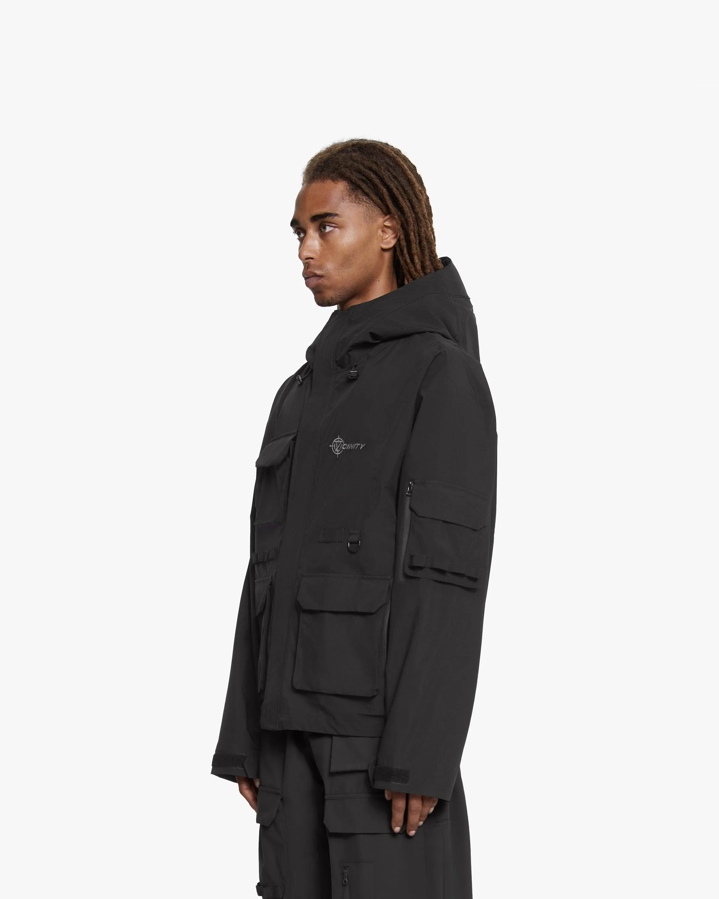WINDBREAKER BLACK